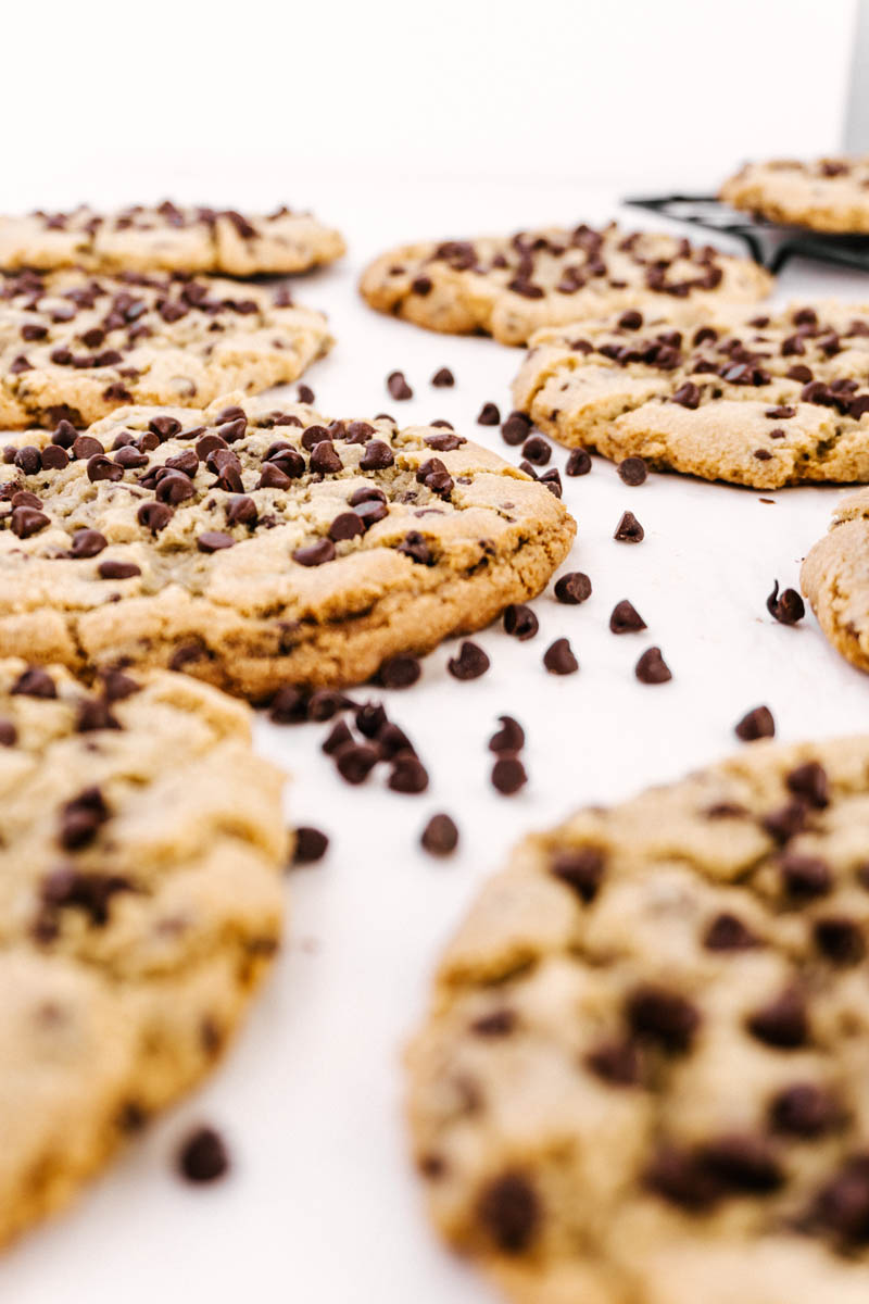 copycat hardee's chocolate chip cookies on table