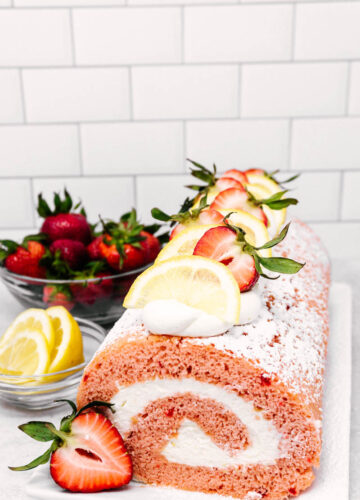 Strawberry Lemon Cake Roll