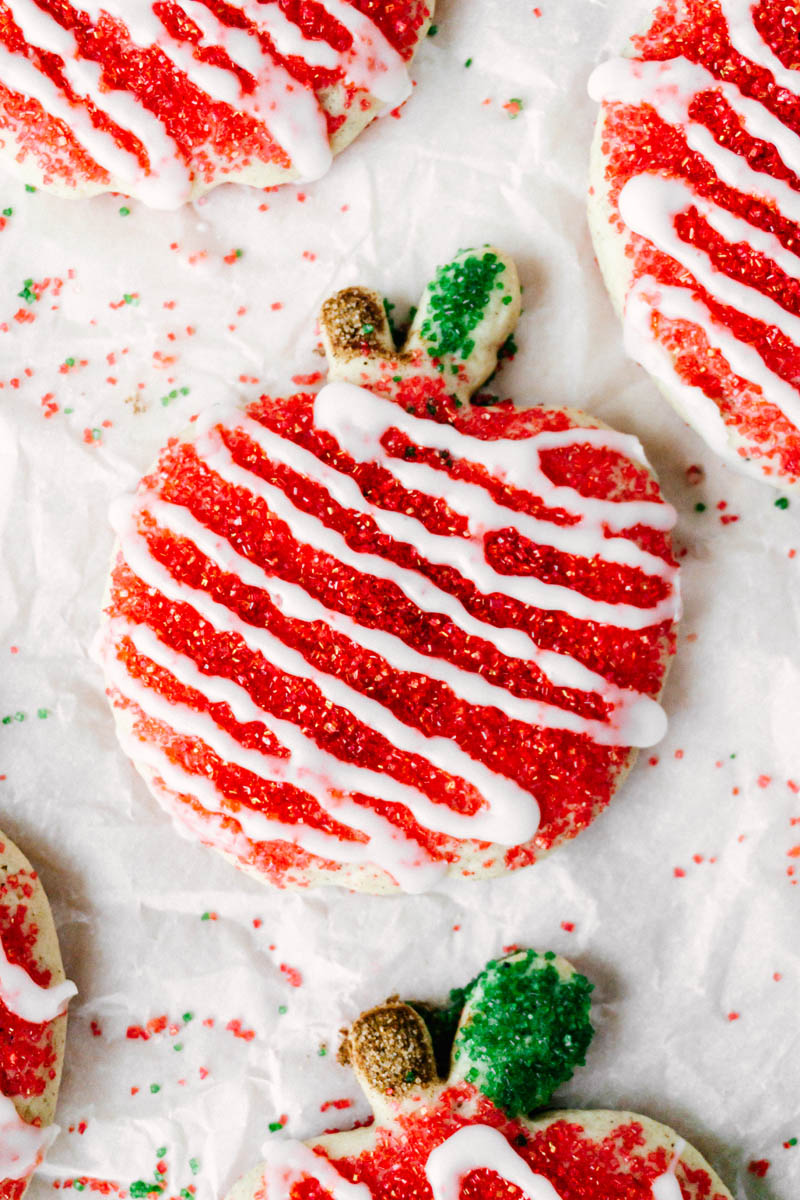 upclose of apple cinnamon cookies