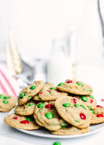 M&M Christmas Pudding Cookies